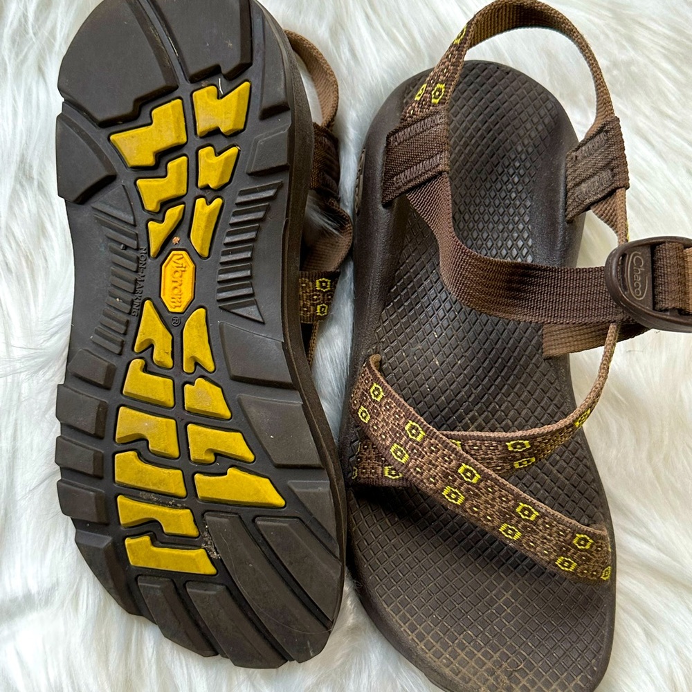 Women's CHACO Z/1 Unaweep Sandals, Floral Row Brown & Gold